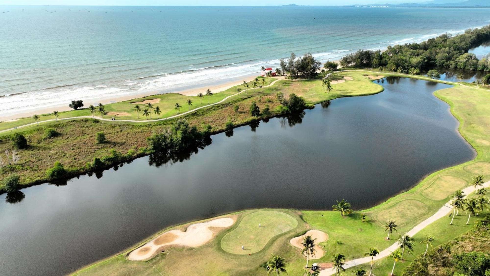 Artitaya Borneo Golf & Resort Papar Dış mekan fotoğraf